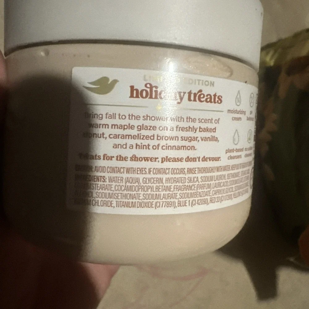 Dove Maple Glazed Donut Body Scrub Limited Edition Holiday Treats 15 oz Not Used